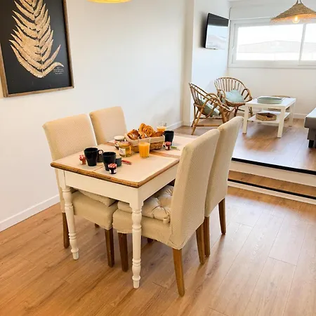 Cozy T2 - L'herbaudiere - 200m De La アパート